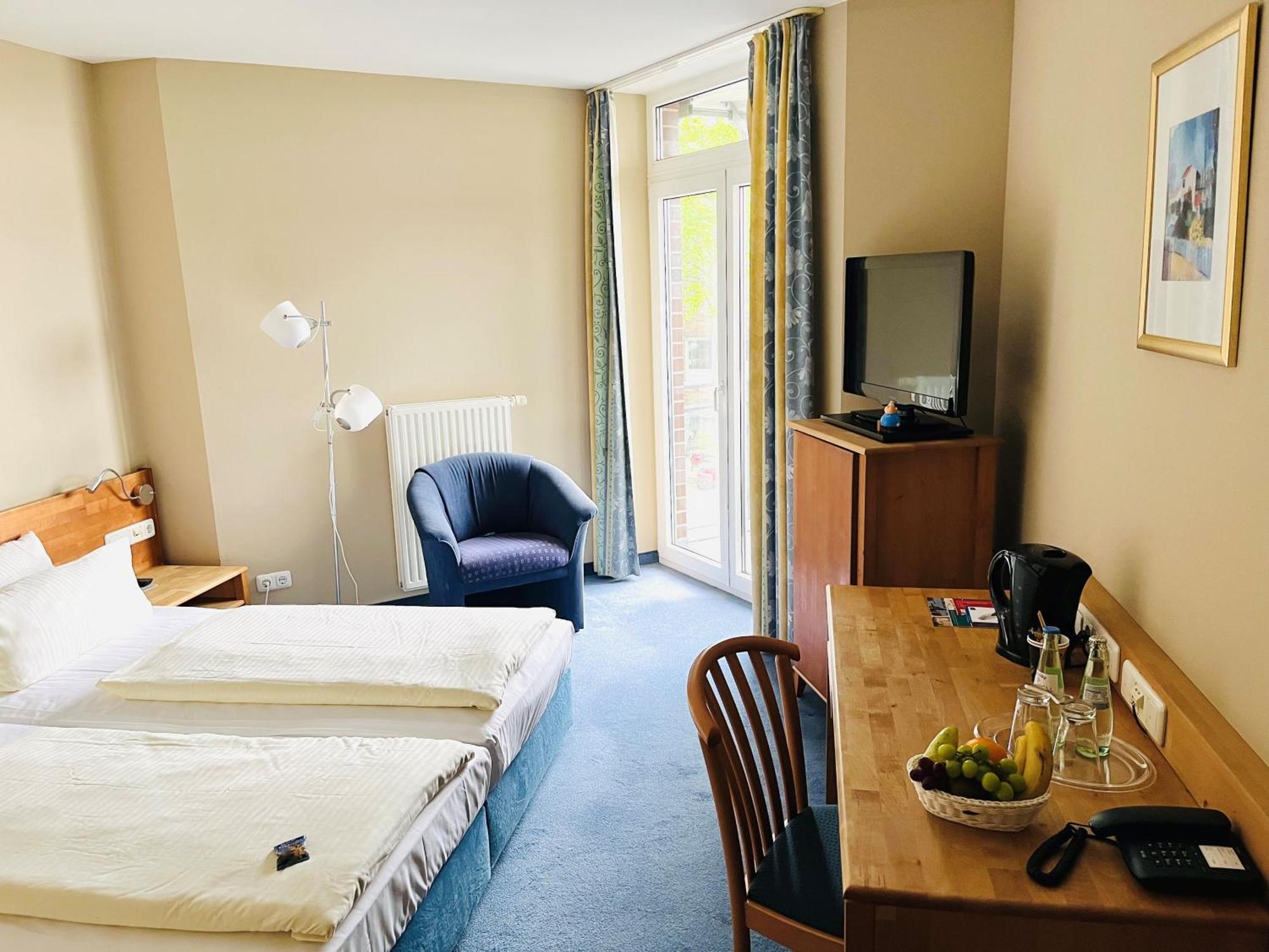 Hotel Rheinpark ריס מראה חיצוני תמונה