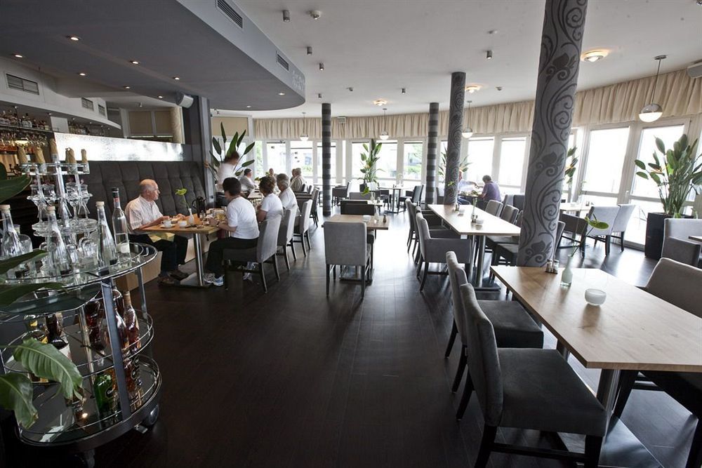 Hotel Rheinpark ריס מראה חיצוני תמונה