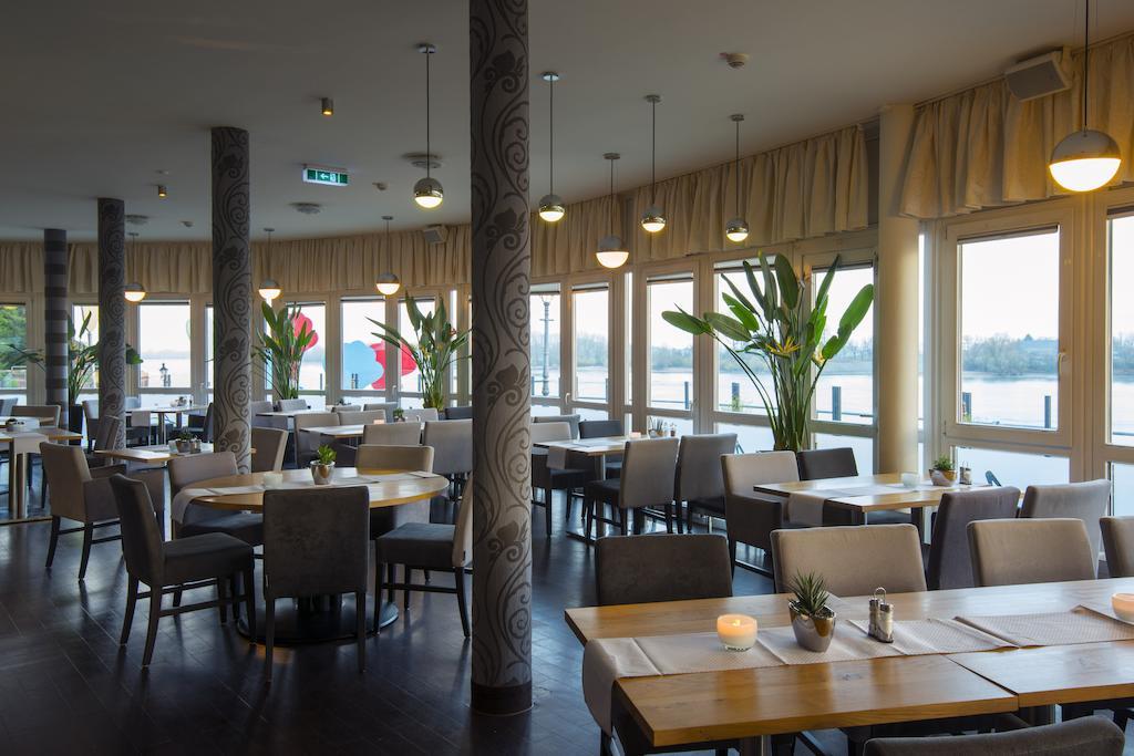 Hotel Rheinpark ריס מראה חיצוני תמונה